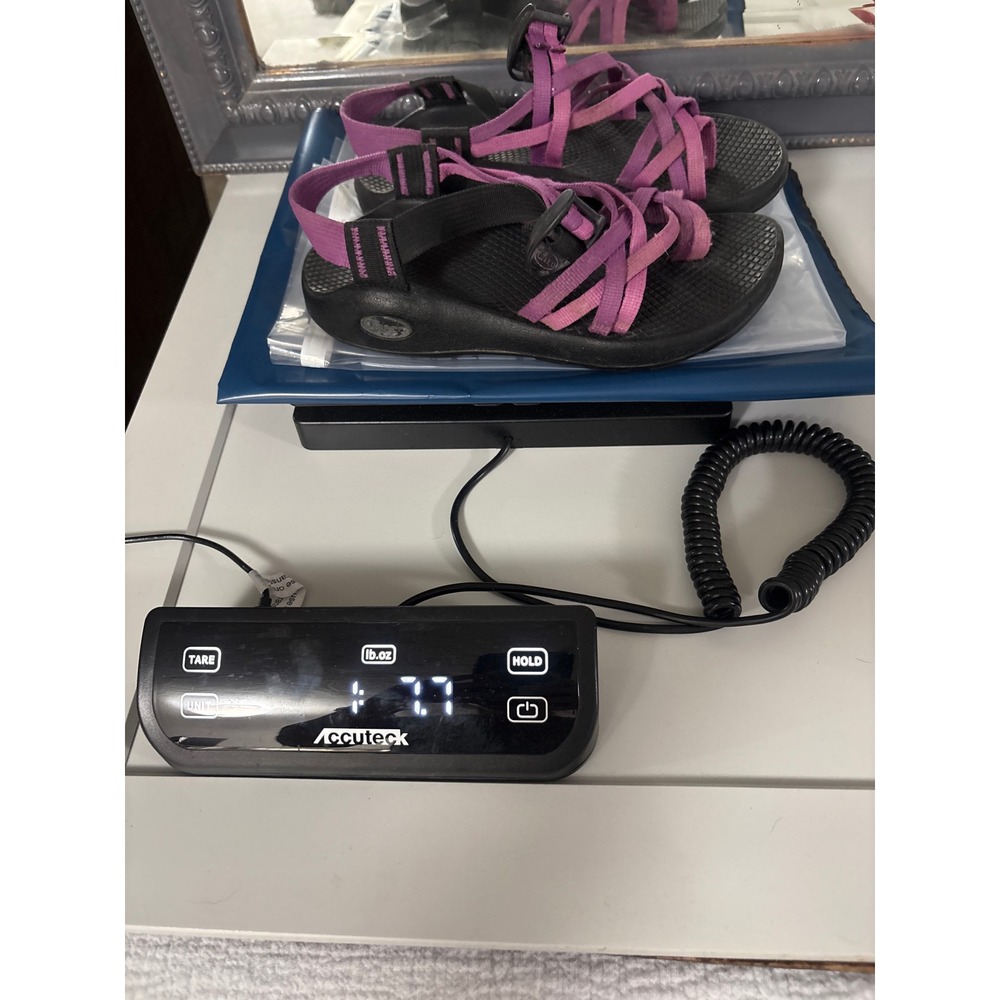 Chaco Z/Cloud Sandals Women's Size 6 Purple Adjustable Hiking Comfort Vibram - Picture 10 of 10